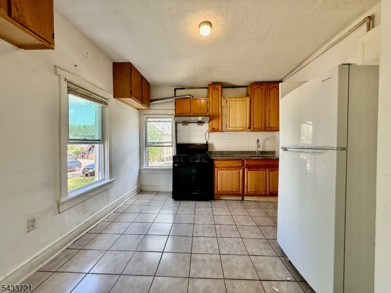 station - Residential Income