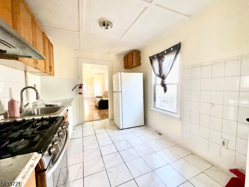 station - Residential Income