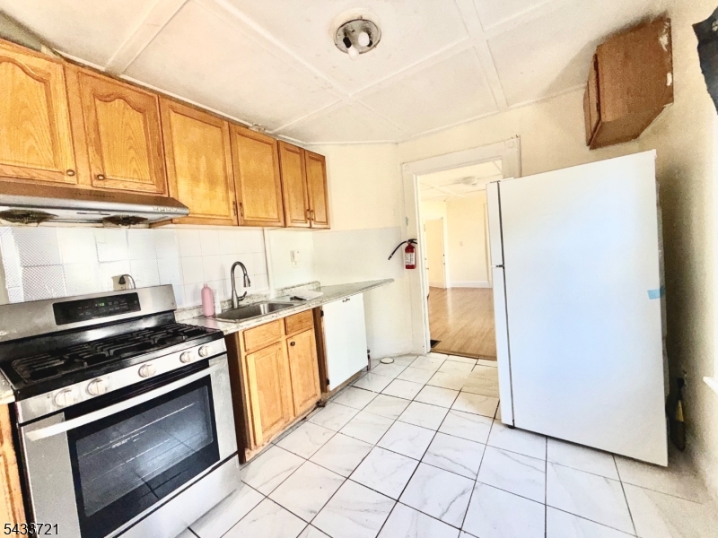 station - Residential Income