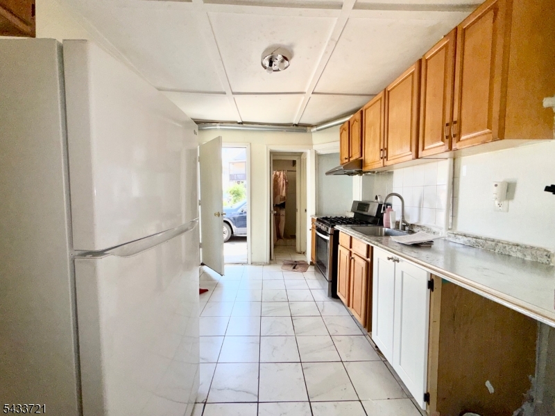 station - Residential Income