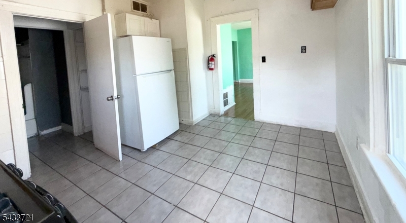 station - Residential Income
