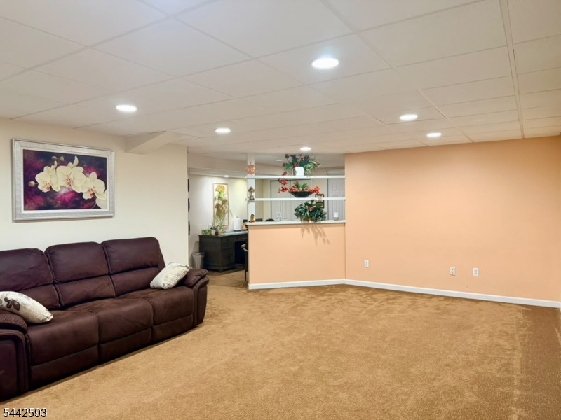 Hunting Ridge - Residential Lease