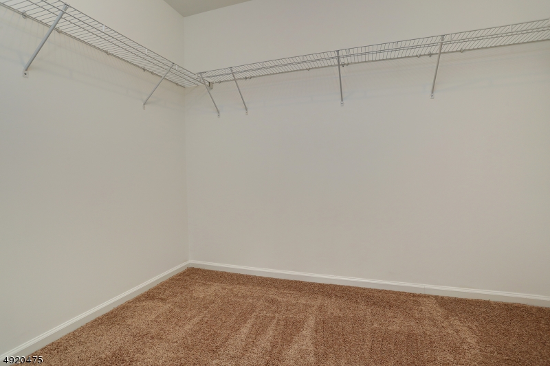 Glenmont Commons - Residential Lease