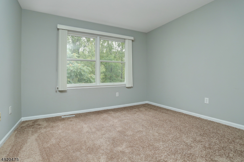 Glenmont Commons - Residential Lease