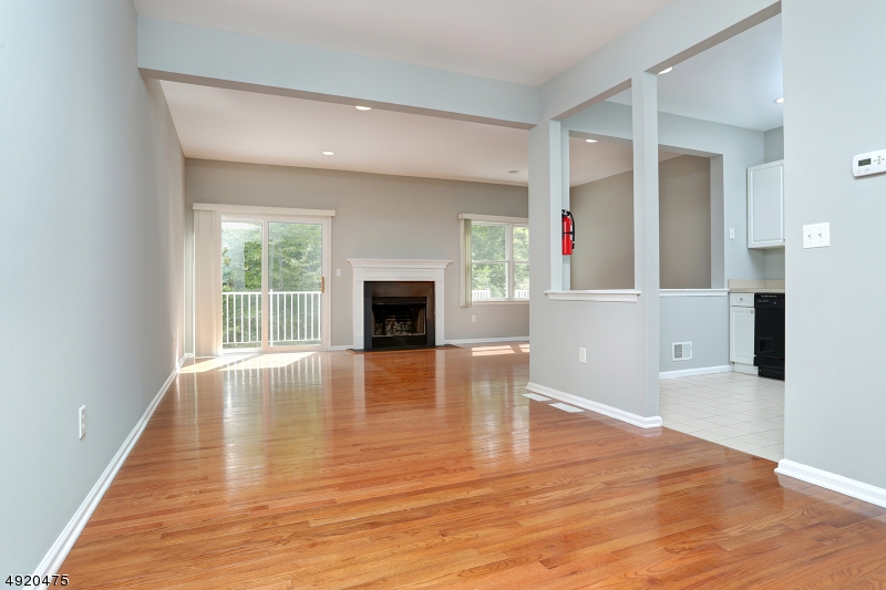 Glenmont Commons - Residential Lease