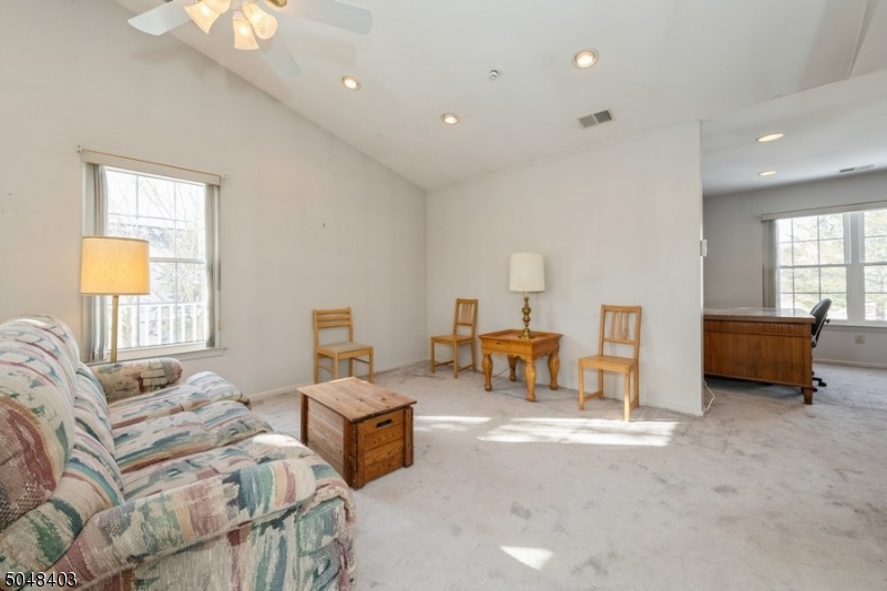 Spring Ridge - Residential