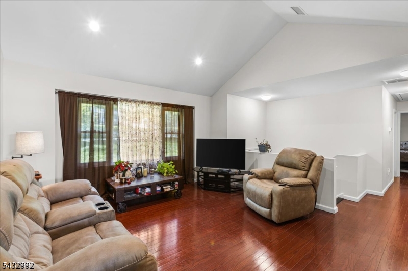 Forest Lakes - Residential