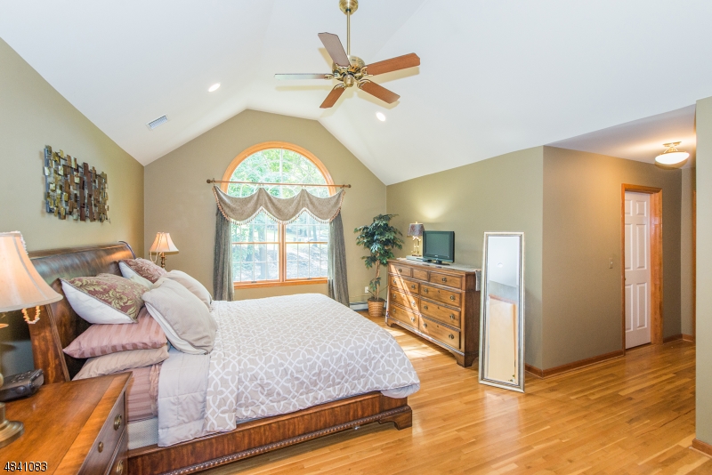 Sunset Lakes - Residential