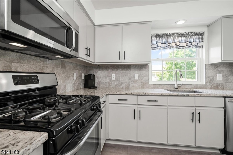 Hampton Commons - Residential