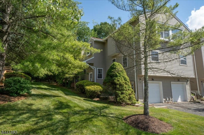 Hampton Commons - Residential