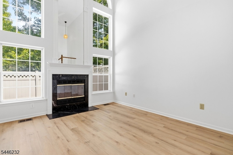 Hunting Hills - Residential