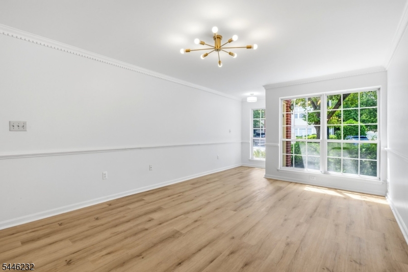 Hunting Hills - Residential