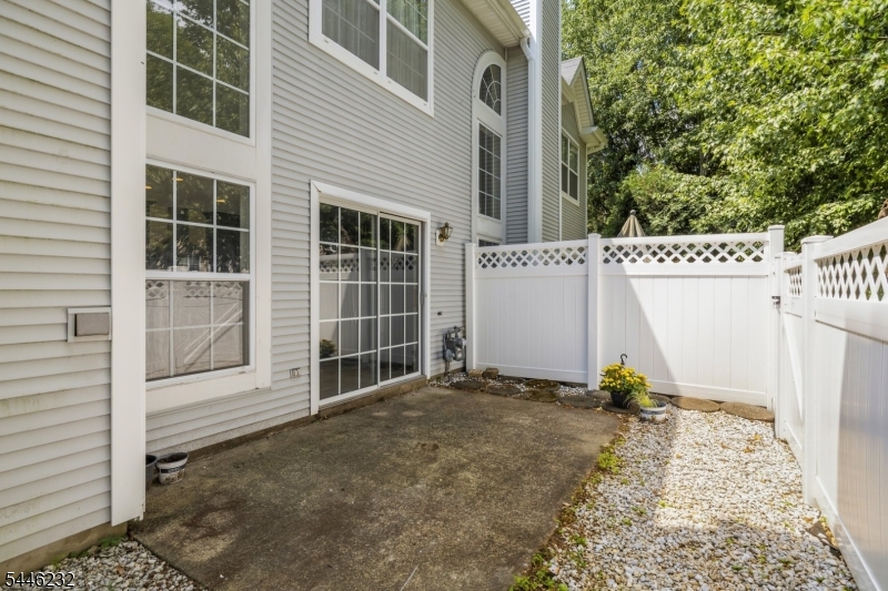 Hunting Hills - Residential