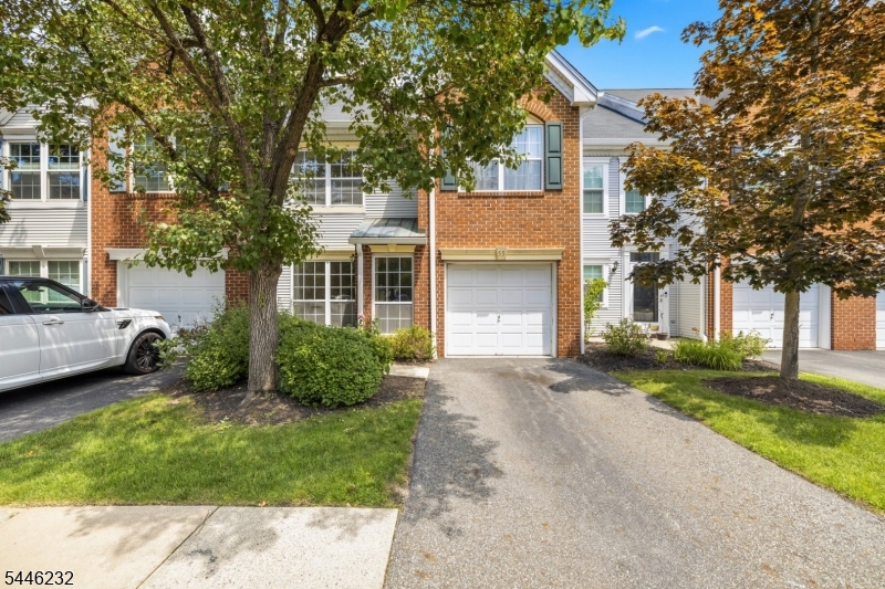 Hunting Hills - Residential