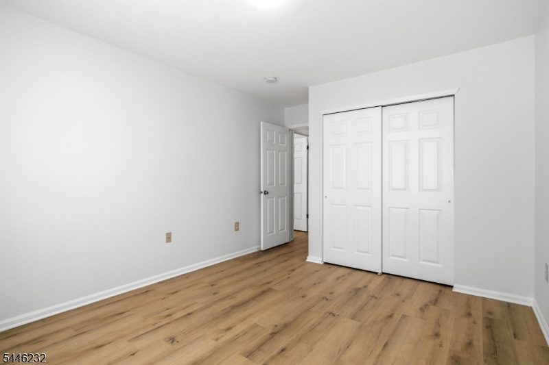 Hunting Hills - Residential