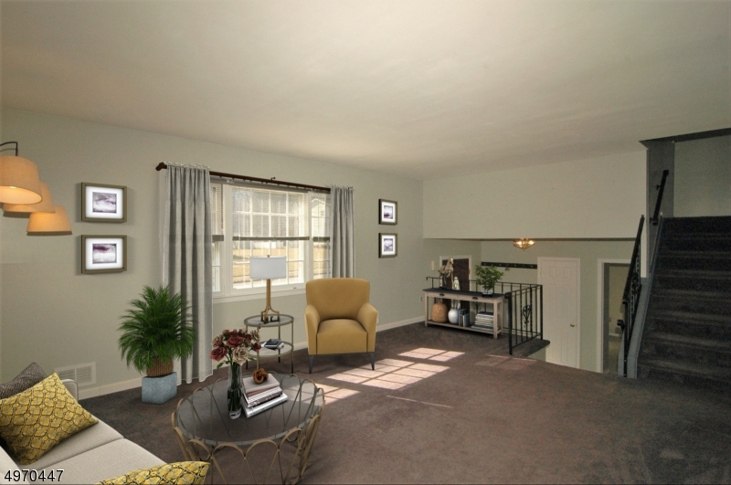 COLLEGE VIEW - Residential