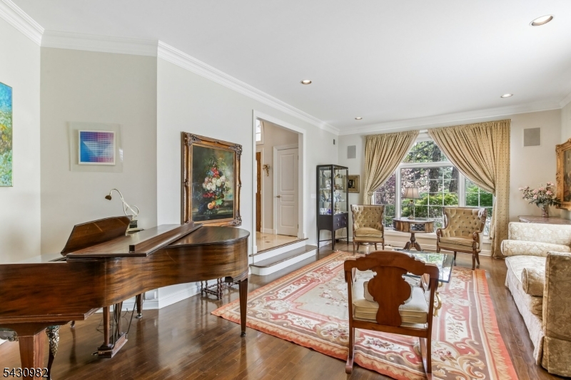 Chestnut Hill - Residential