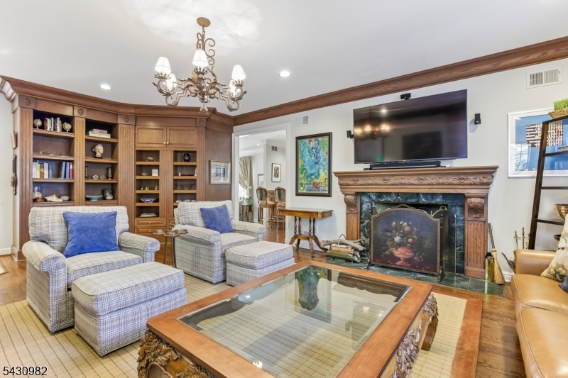 Chestnut Hill - Residential