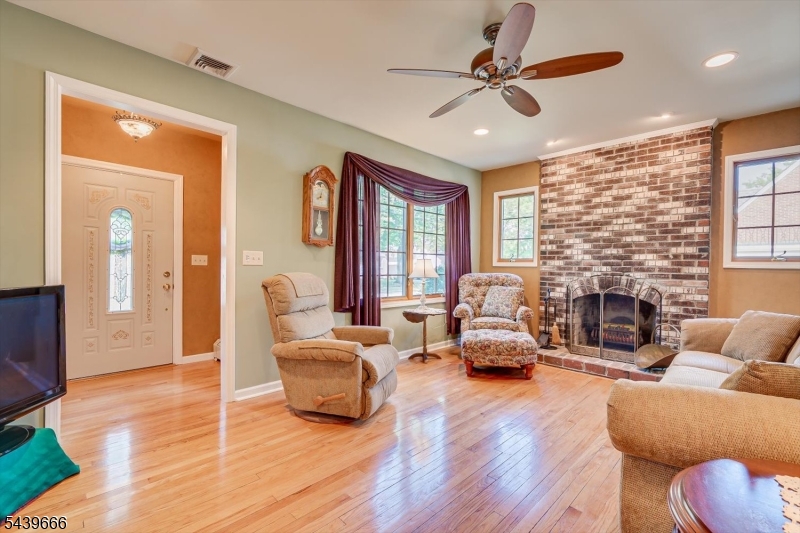 Milton Lake - Residential