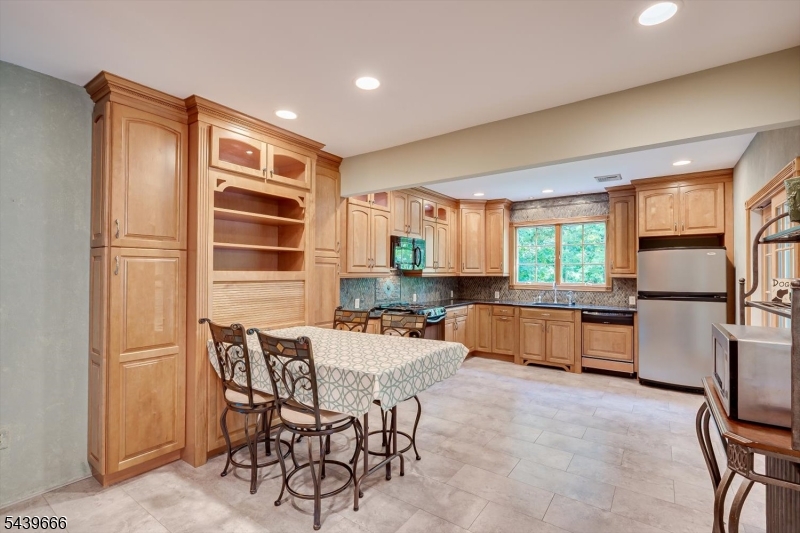 Milton Lake - Residential