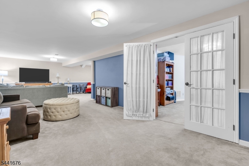 Brook Hollow - Residential