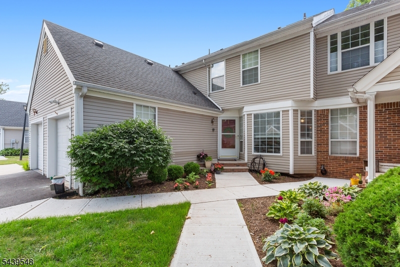Whitehouse Village - Residential