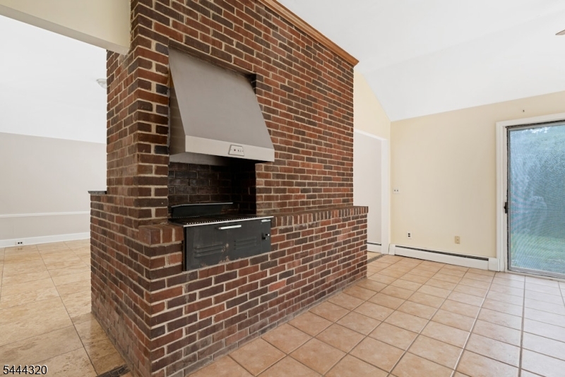 Washington Valley - Residential Lease