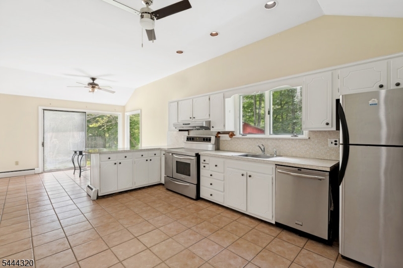 Washington Valley - Residential Lease