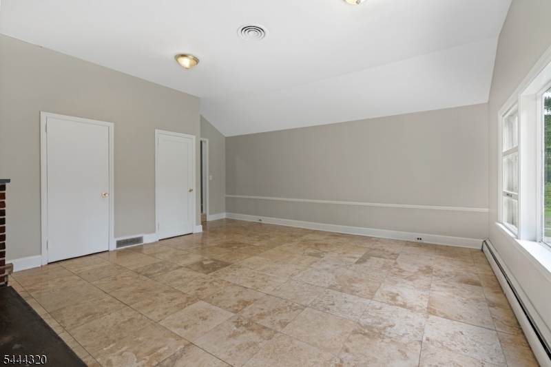 Washington Valley - Residential Lease