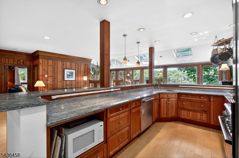 Cedar Lake - Residential