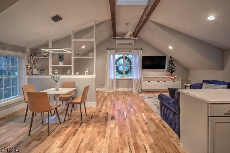 New Vernon - Residential