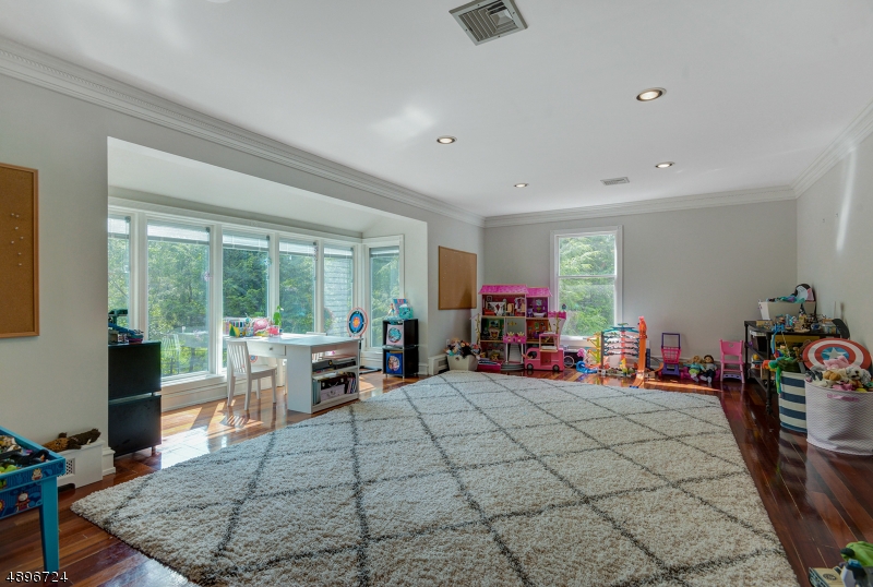 High Ridge - Residential