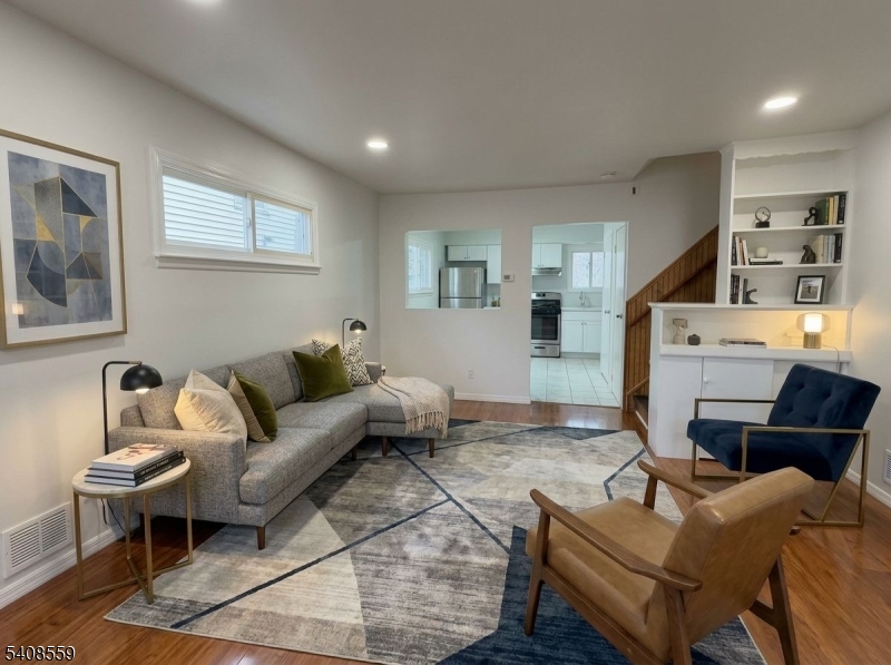 Great, Updated Split Level, 4 Bedrooms - WCL, 2 full bath.Fresh paint. Home boasts with neutral color. Reccessed light, Ceiling fan.Kitchen equipped Stainless appliances. wood floor / tile through the houseNice backyard with deck. Great summer entertainment.