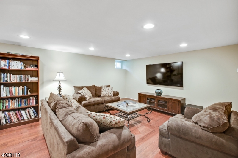 Rolling Oaks - Residential