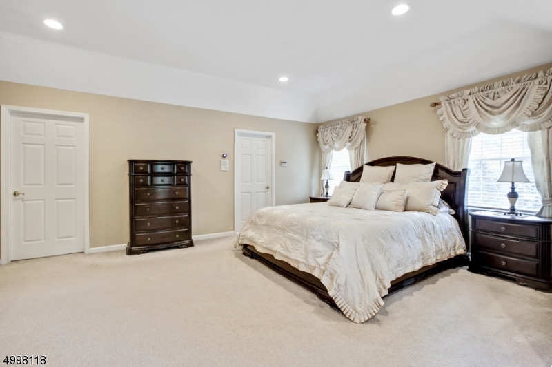 Rolling Oaks - Residential