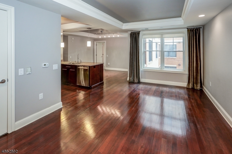 40 Park Place - Residential