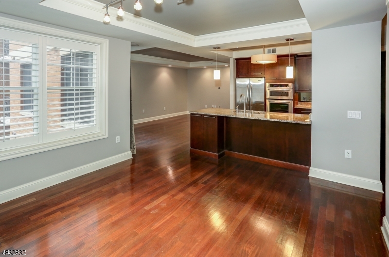 40 Park Place - Residential