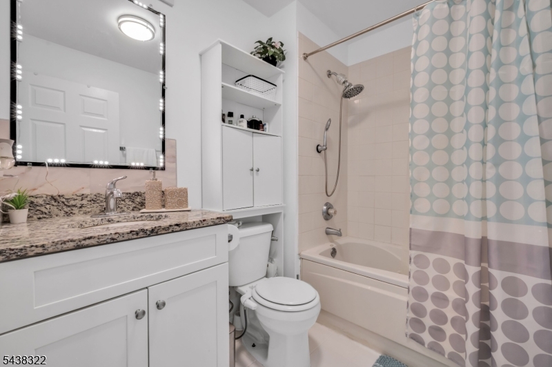 Glenmont Commons - Residential