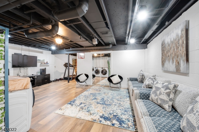 Glenmont Commons - Residential