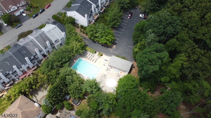 Glenmont Commons - Residential