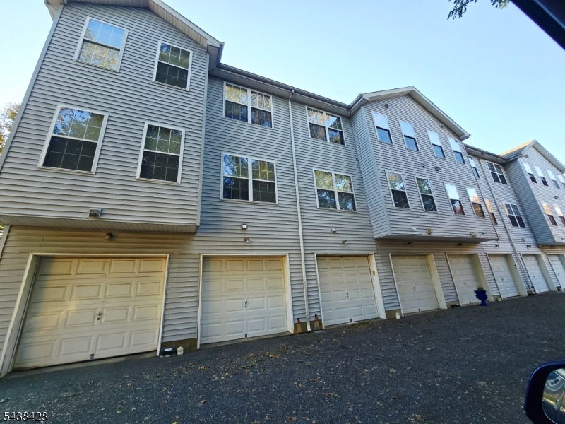 Arlington Estate - Residential