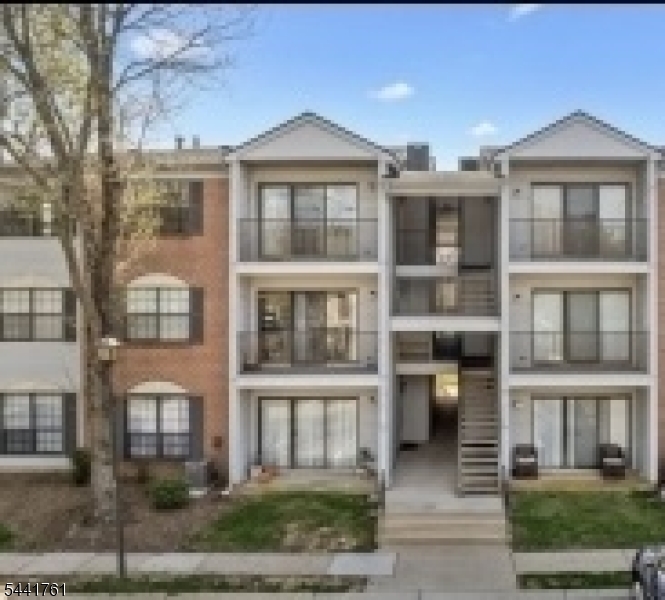Society Hill ll - Residential Lease
