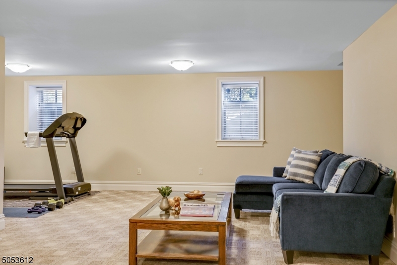 HARTSHORN - Residential