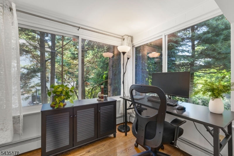 Hartshorn - Residential
