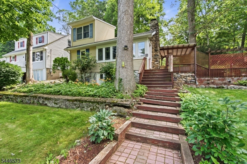 Cupsaw Lake - Residential