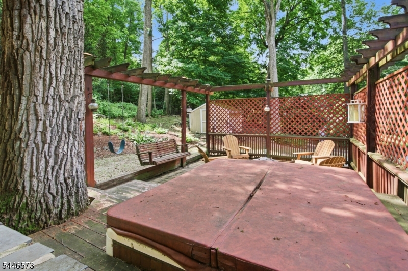 Cupsaw Lake - Residential