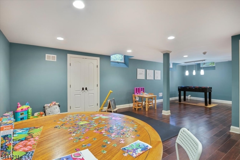Hartshorn - Residential