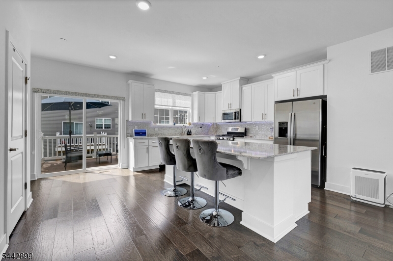 Collection At Morris Plains - Residential Lease