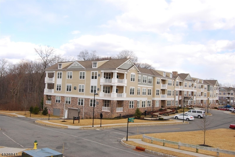 GREENBRIAR AT FOX RIDGE - Residential Lease