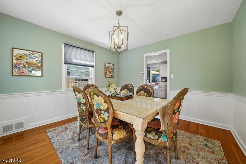WEST MONTROSE - Residential